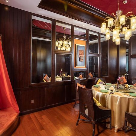 Wyndham Grand Plaza Royale Colorful Yunnan Hotel Kunming Exterior photo