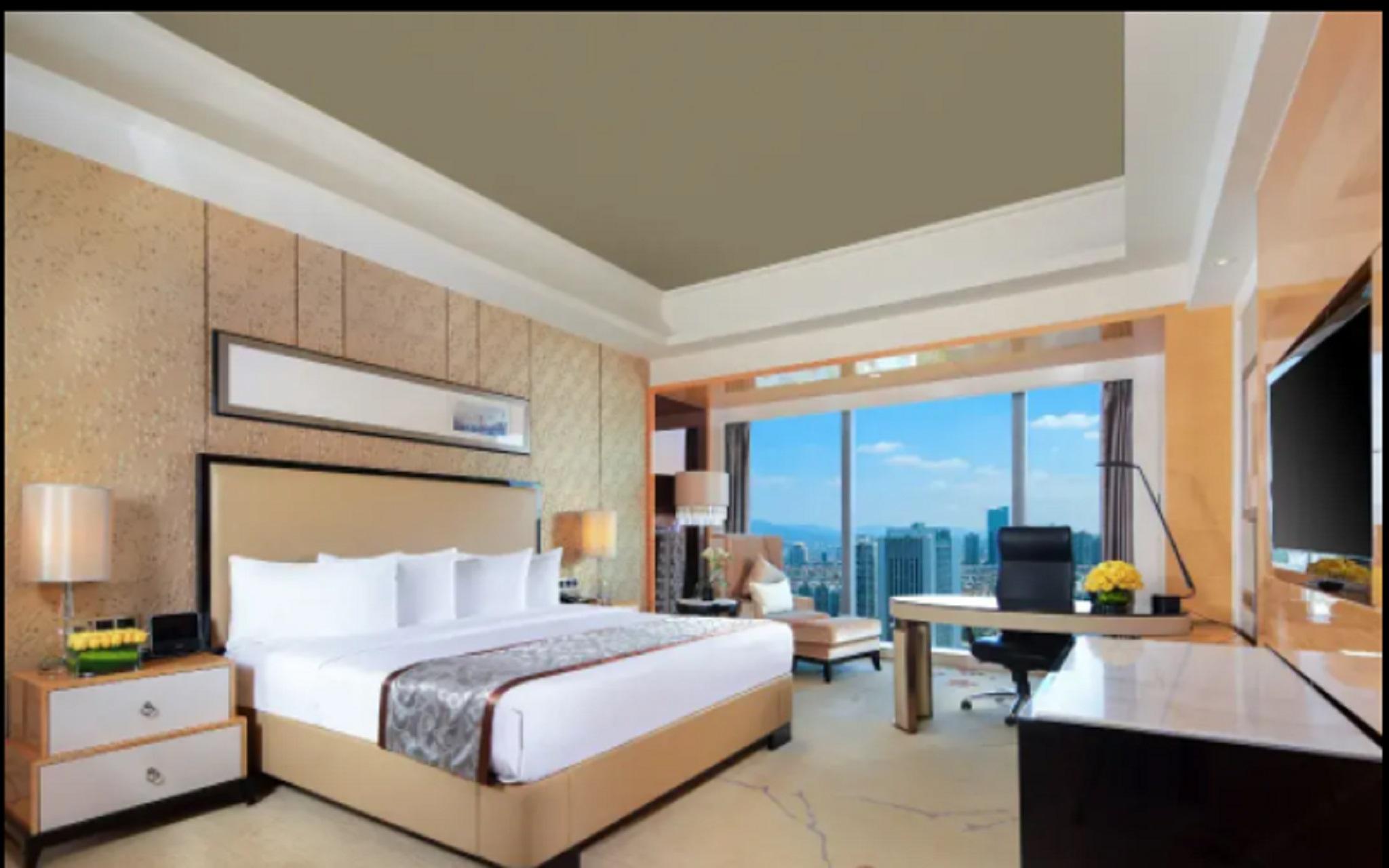 Wyndham Grand Plaza Royale Colorful Yunnan Hotel Kunming Exterior photo